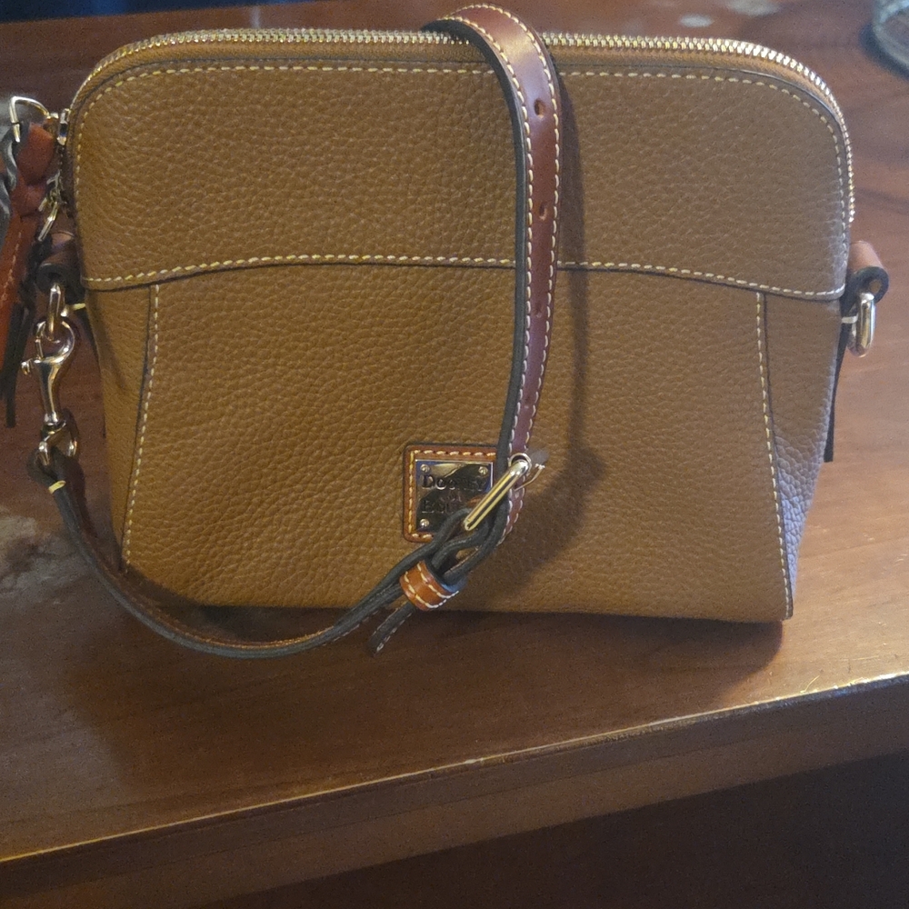 Dooney & Bourke Tan Leather Crossbody Bag with Timeless Style